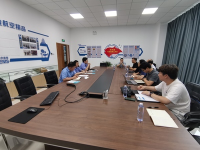 創(chuàng)新中心與企業(yè)簽訂智能化技術(shù)改造咨詢診斷服務(wù)協(xié)議，共促企業(yè)技術(shù)升級